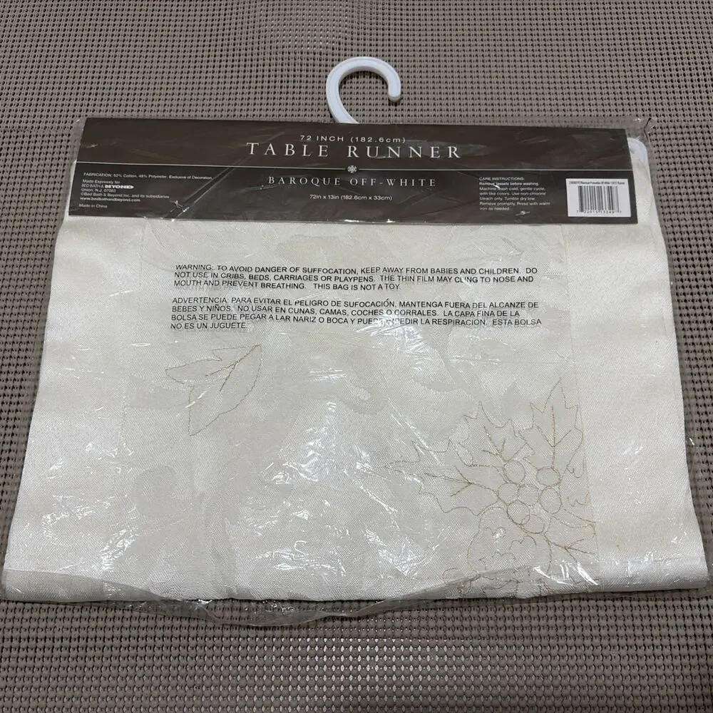 Table Runner Off-White Baroque Poinsettia Christmas Bed Bath Beyond 72x13 NEW